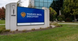 Trzy firmy złożyły formalne oferty przejęcia WarnerBros - właściciela TVN.