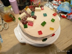 925ef218-c8f0-409a-976c-3e4b93b09261