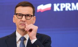Morawiecki: Propozycja 55 tys. zł zarobków dla kontrolerów jest bardzo dobra