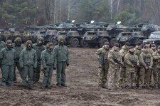 Błaszczak zapowiada dodatki dla żołnierzy zawodowych