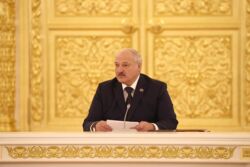 Łukaszenka cieszy się z wyników wyborów w Polsce. "Nasi sąsiedzi są dani przez Boga"