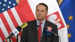 Sikorski: chcę usłyszeć argumenty Nawrockiego, dlaczego polski podatnik ma odbudowywać Gazę