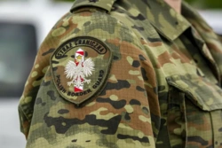 Lotnicza afera w Straży Granicznej. Jak symulator lotów za 2,5 mln stanął w magazynie [CZĘŚĆ 1.]