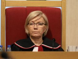 Dziś TSUE i TK ocenią mechanizm "pieniądze za praworządność". Co myślą Polacy? [SONDAŻ]