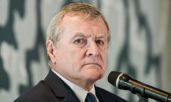 Wicepremier: Staramy się wprowadzać ograniczenia, które są akceptowalne społecznie