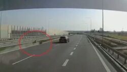 Tragiczny wypadek na S8. Ekspert ruchu drogowego: śledczy na pewno dogłębnie wyjaśnią jego przyczynę