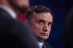 Tymczasowy areszt dla zbiega Zbigniewa Ziobro!