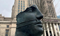 Nieoczekiwany wzrost średniej krajowej. Polacy zarabiają już prawie 10 tysięcy zł. Ale kłopot z zatrudnieniem