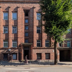 9805dc69-d94a-44a5-9974-fea0f79f3ad2