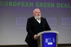 Timmermans: Reforma musi być sprawiedliwa