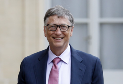 Gates może latać odrzutowcami, bo wpłaca na walkę o klimat