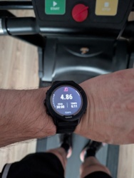 d9172773-ea2e-4cf7-99b6-6d916356baa1