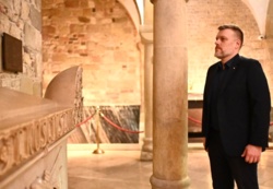 e31165c0-e80f-47e4-8f40-9b7657126adb