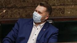 Czarnek: Ugruntowanie do cnót niewieścich? A jakich, męskich?