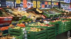 Flagi przy warzywach od 17 lutego