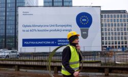 Lewica o kampanii dot. cen prądu. "Manipulacja! Winę za ceny prądu ponosi PiS"