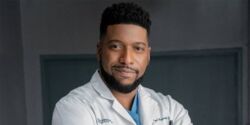 Jocko Sims o serialu Szpital New Amsterdam: Każdy chciałby spotkać takich lekarzy