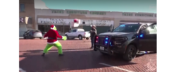 Grinch aresztowany w Teksasie. Świąteczny żart policjantów [WIDEO]