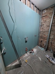 2858a573-c417-4427-a071-60f4681d2f21