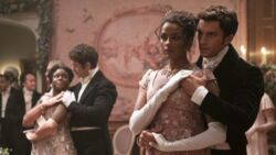 Bridgertonowie - nowy zwiastun 2. sezonu serialu. Lady Whistledown powraca