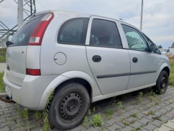 19f40772-321f-47d0-ab03-0a787dc2fa06