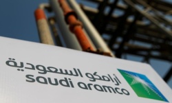 Saudyjczycy zakręcają kurek z ropą dla Europy. Saudi Aramco kasuje wszystkie październikowe dostawy