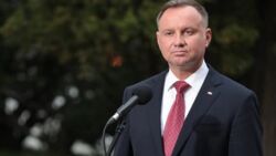 Prezydent Duda 3 lata zwleka z nadaniem socjologowi tytułu profesora. Sąd wydał w tej sprawie wyrok