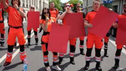"Pogardliwie nas potraktowano". Protest ratowników medycznych. W niektórych miastach nie przyjdą do pracy