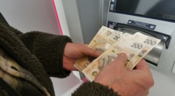 Pilne komunikaty dwóch banków. Problemy techniczne w weekend