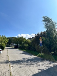 b7034788-b237-4eca-8013-a2a15ca95395