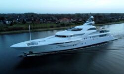 Zhakowany jacht Putina i próba zatopienia innego. Oligarchowie nie są bezpieczni