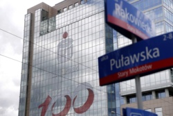 Nowy podatek uderzy w banki, a zapłacą klienci. Rząd szykuje finansową rewolucję