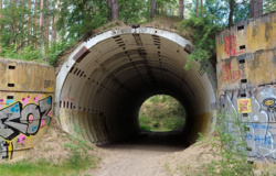 Brzeźnica Kolonia – obiekt specjalny 3002, czyli skład głowic atomowych