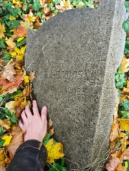 373b5f01-2dea-4b33-903a-eb3ca4b951e6