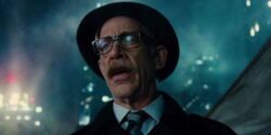 Batgirl - J. K. Simmons o roli Jima Gordona w filmie