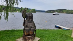 7e063df7-5216-465c-a506-7b507b5edf61