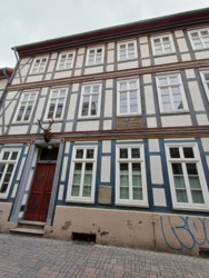 d121f04c-83dc-4e5f-a2f3-7e9a9229b42a