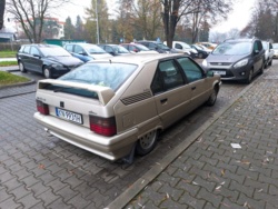 f26fb70a-8b64-42b7-9f6e-2271f368e3dd