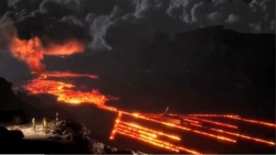 Lawa zastąpi beton? "Moglibyśmy zbudować całe miasto w tydzień"