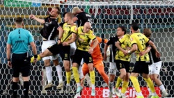 Pięć goli w meczu Wieczysta - Polonia. Drużyna z Krakowa w finale baraży o Ekstraklasę.