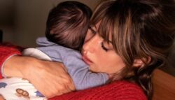 Matki równoległe - recenzja filmu