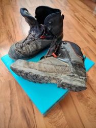 33b3ed8f-5523-4ade-ac5e-3c18d471fac4