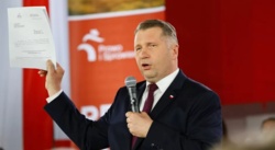 Czarnek nazywa KSeF  "bandytyzmem" i obiecuje jego likwi...