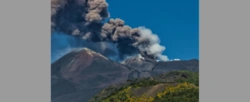 Chaos na Sycylii. Erupcja Etny paraliżuje ruch lotniczy nad wyspą