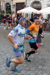 6b0d9d29-4112-4c33-967a-2d53d651cb93