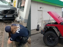 Małżeństwo rozbiło samochodami budynki oddalone od siebie o zaledwie 800 metrów.