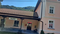 7175932b-c1b0-4e37-94fa-f1a0d0a26d04