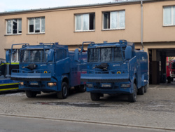 5a73a32b-d1e2-4a29-9f5e-d62227d187df