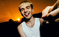 Internauci śmieją się z wpadki znanego rapera. Pomylił Warmię z Mazurami