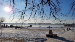 7efcefb8-cfe6-4aeb-a1e1-3a8fc930d1ad